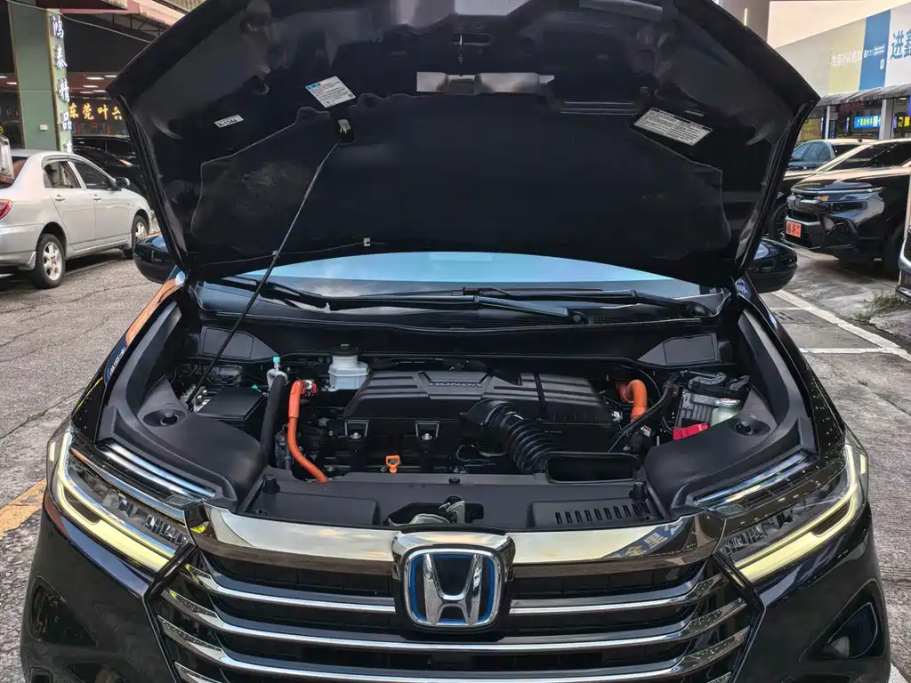 Honda Odyssey — фото 17
