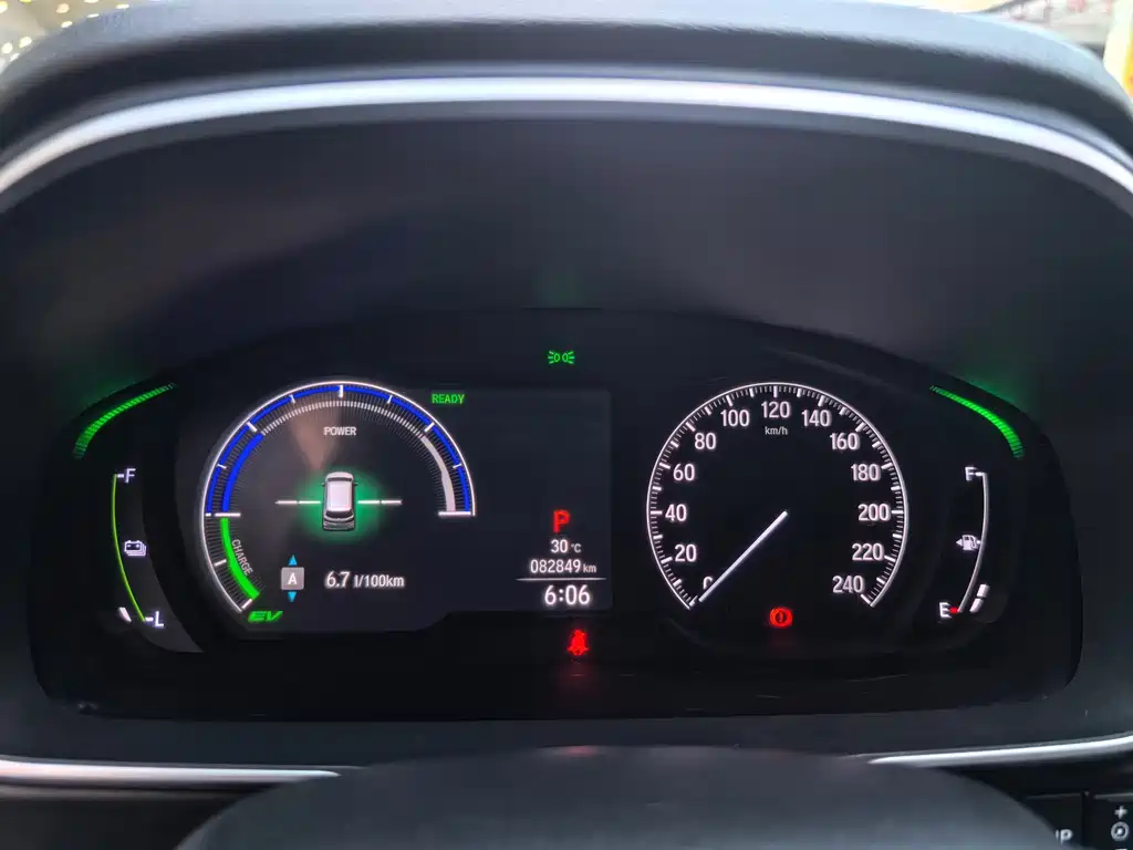 Honda Odyssey — фото 10