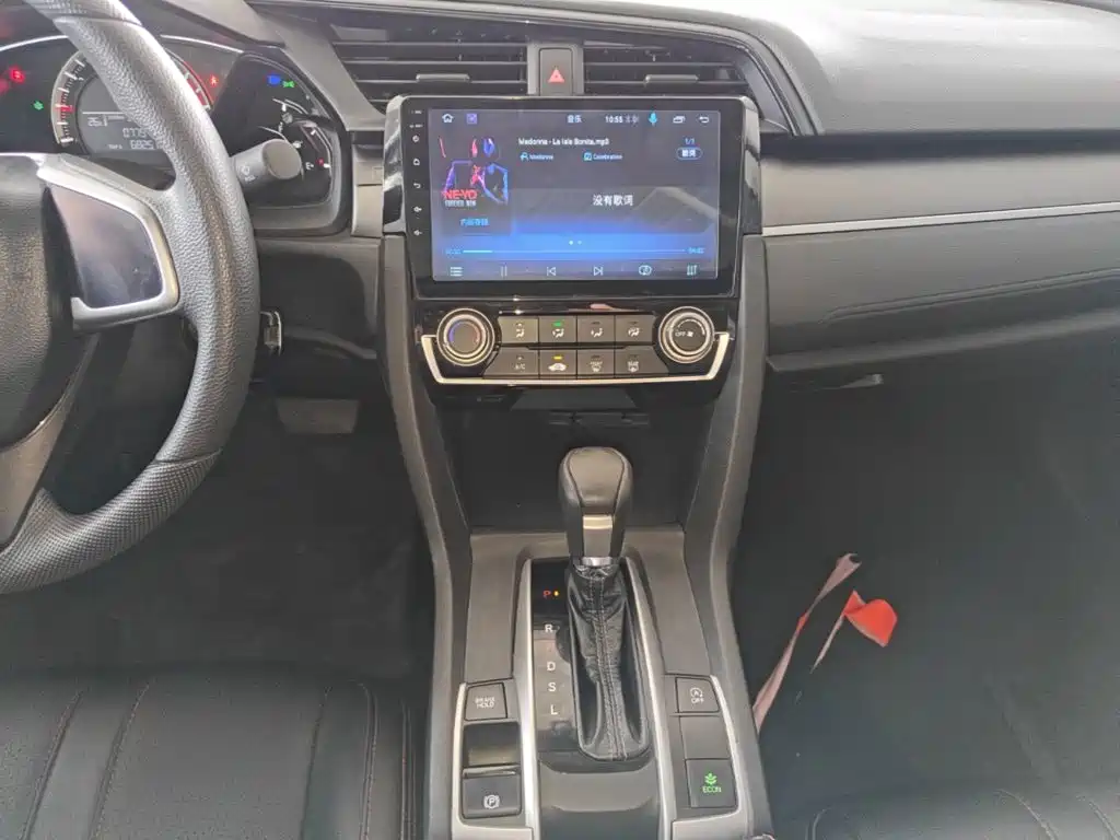 Honda Civic — фото 13