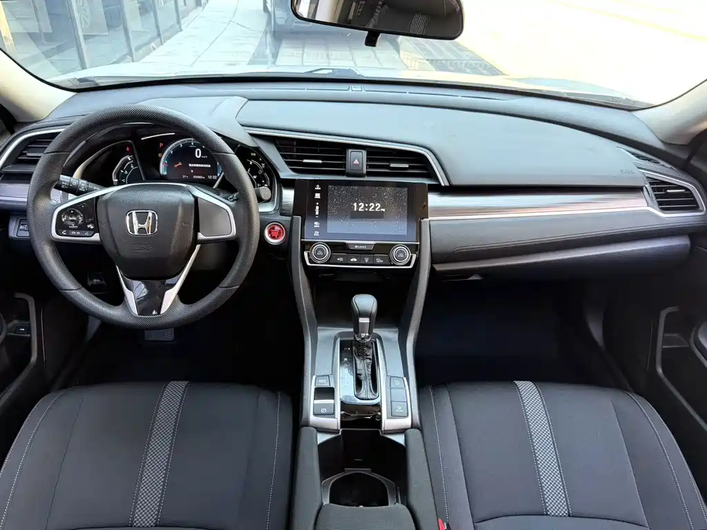 Honda Civic — фото 4