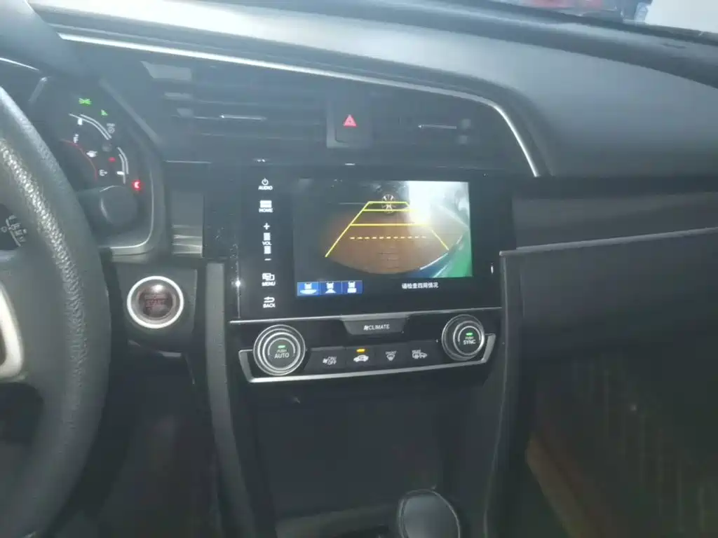 Honda Civic — фото 13