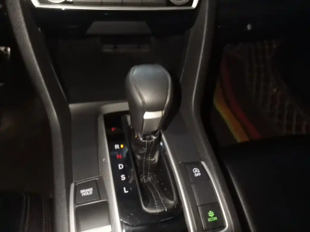 Honda Civic — фото 14