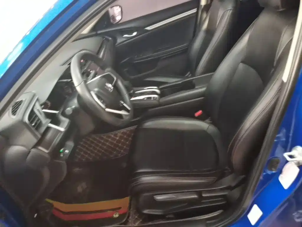 Honda Civic — фото 15