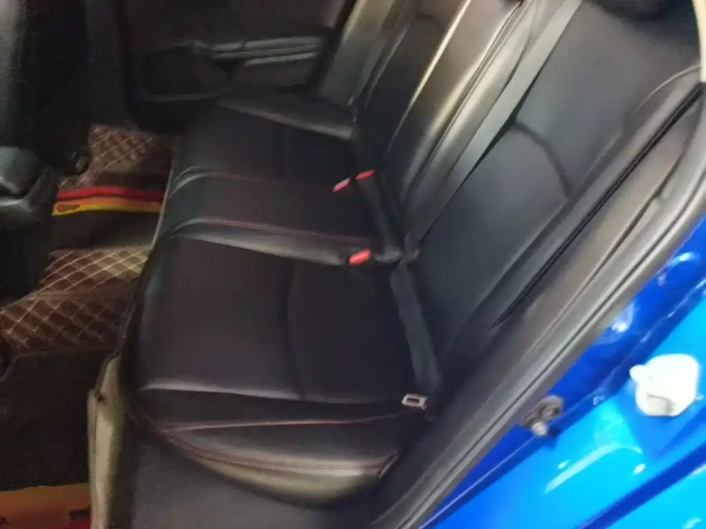 Honda Civic — фото 17