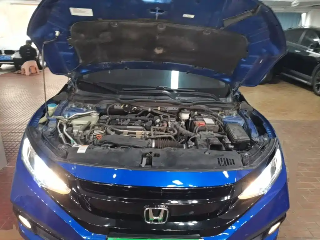 Honda Civic — фото 20