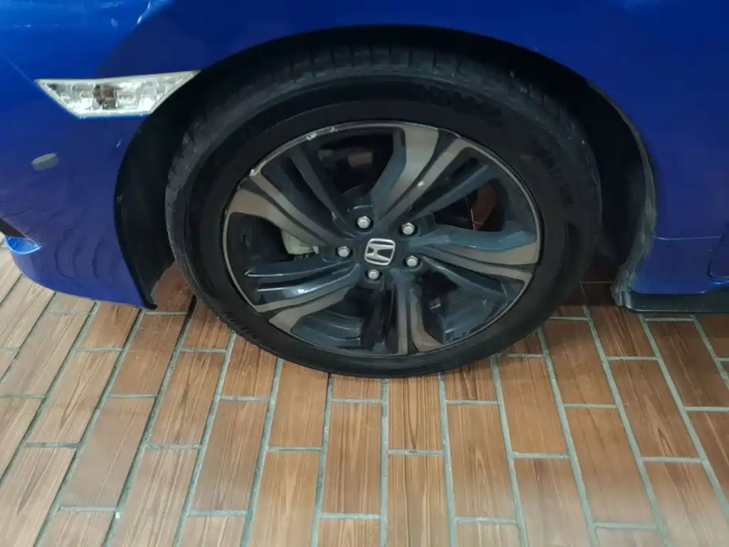 Honda Civic — фото 23