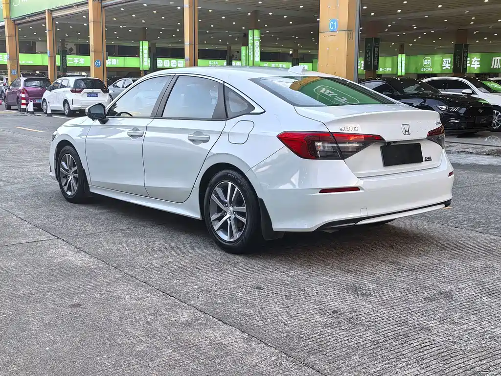 Honda Civic — фото 4
