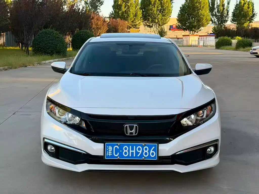 Honda Civic — фото 2