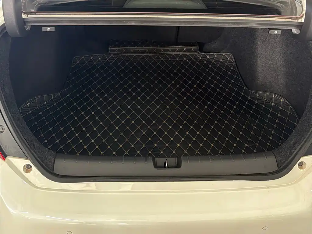 Honda Civic — фото 11
