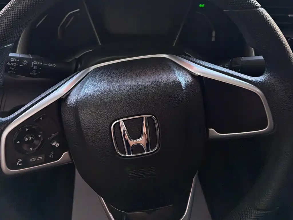 Honda Civic — фото 13