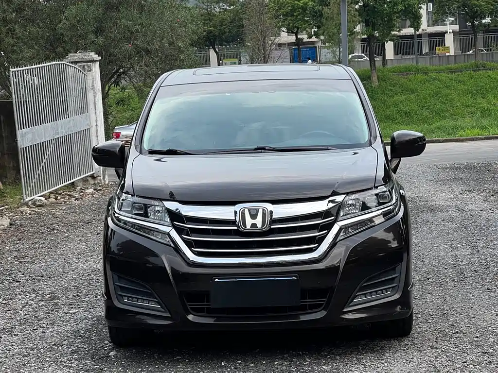 Honda Elysion — фото 2