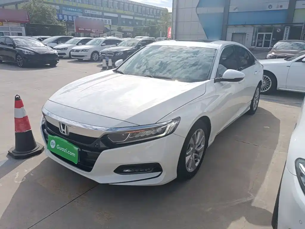 Honda Accord — фото 2