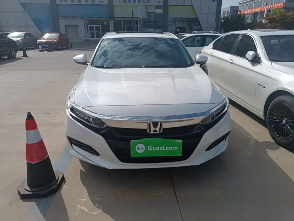Honda Accord — фото 3