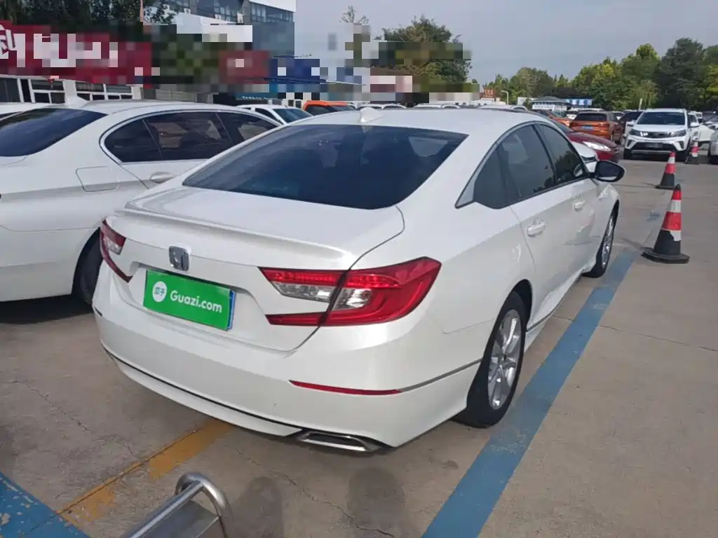 Honda Accord — фото 5