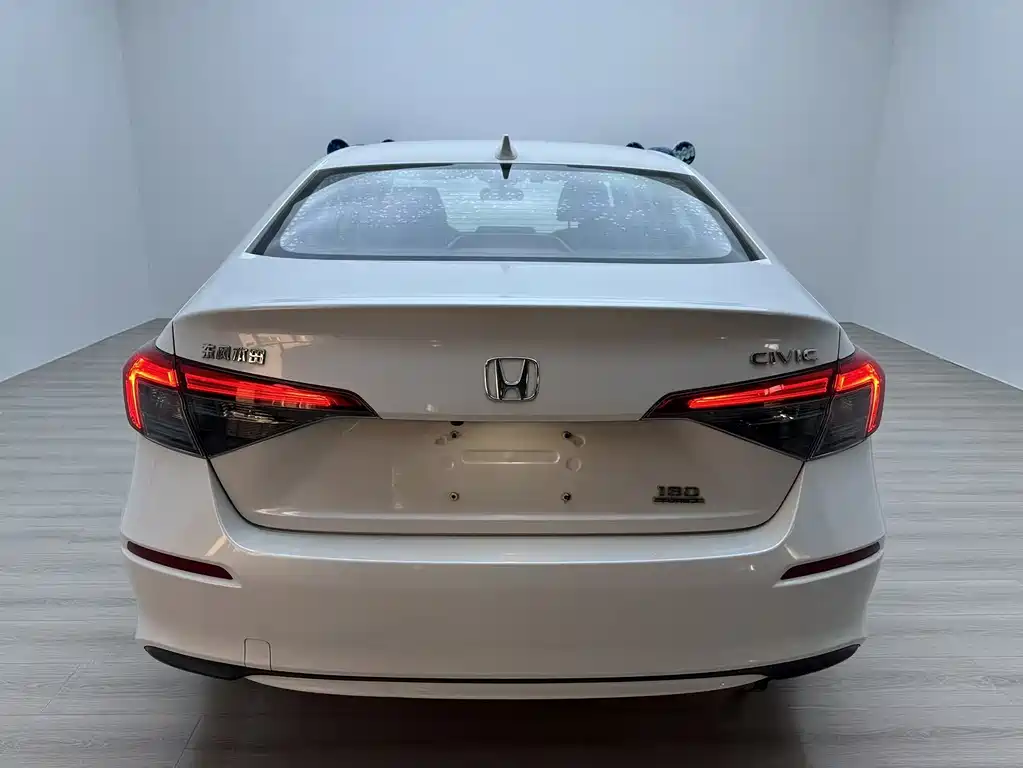 Honda Civic — фото 4
