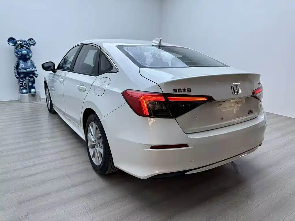 Honda Civic — фото 6