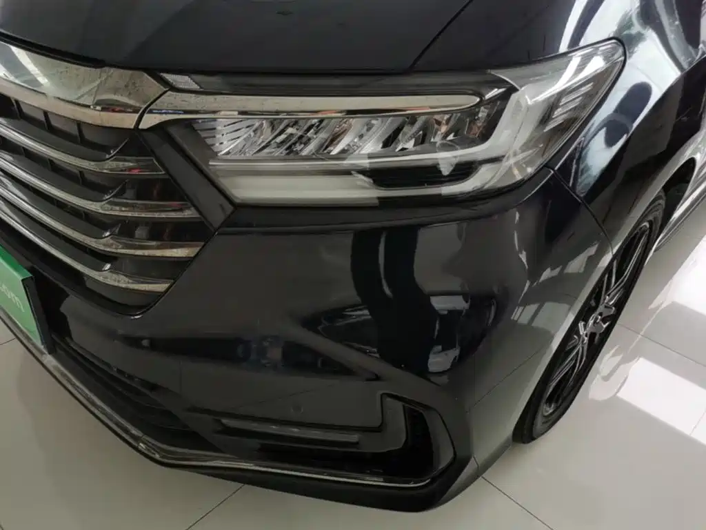Honda Odyssey — фото 18