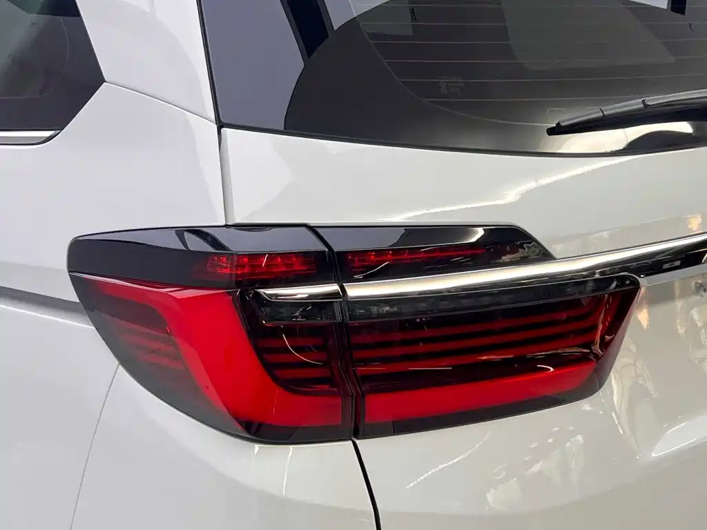 Honda Odyssey — фото 10