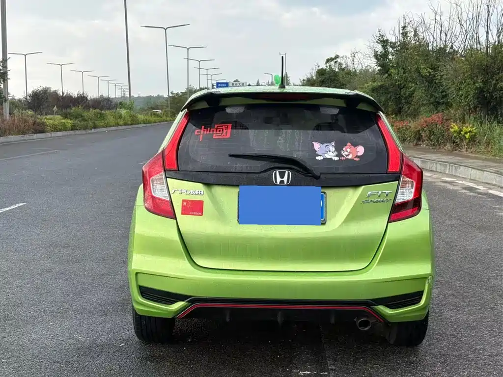 Honda Fit — фото 5