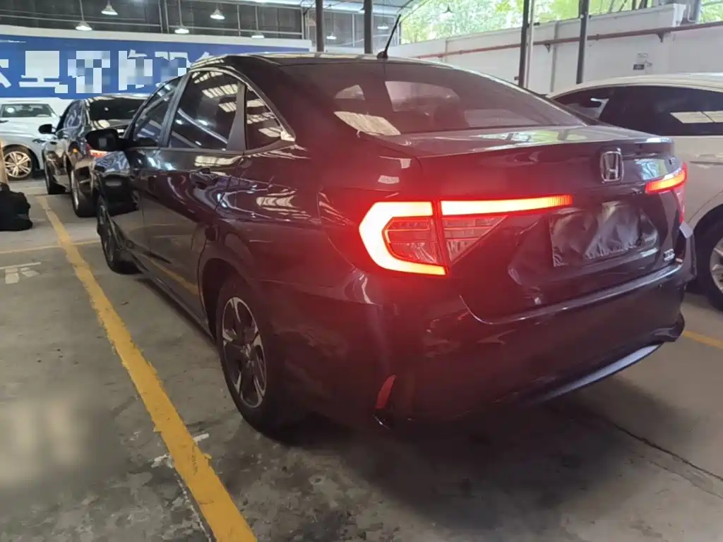 Honda Envix — фото 5