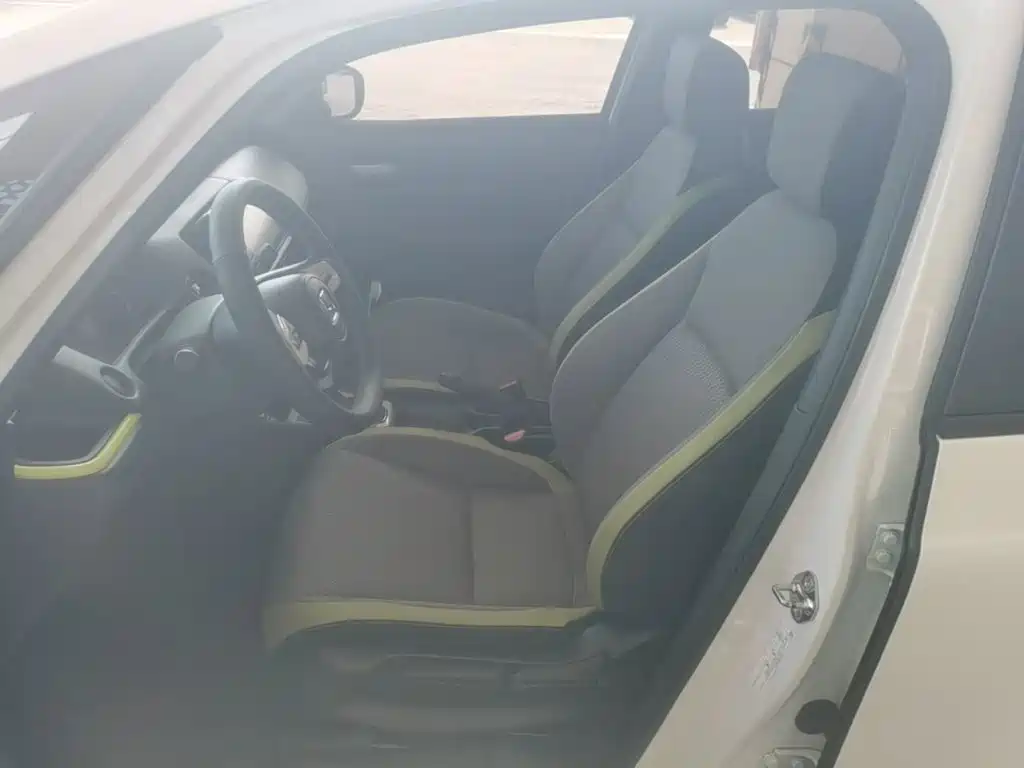 Honda Fit — фото 15