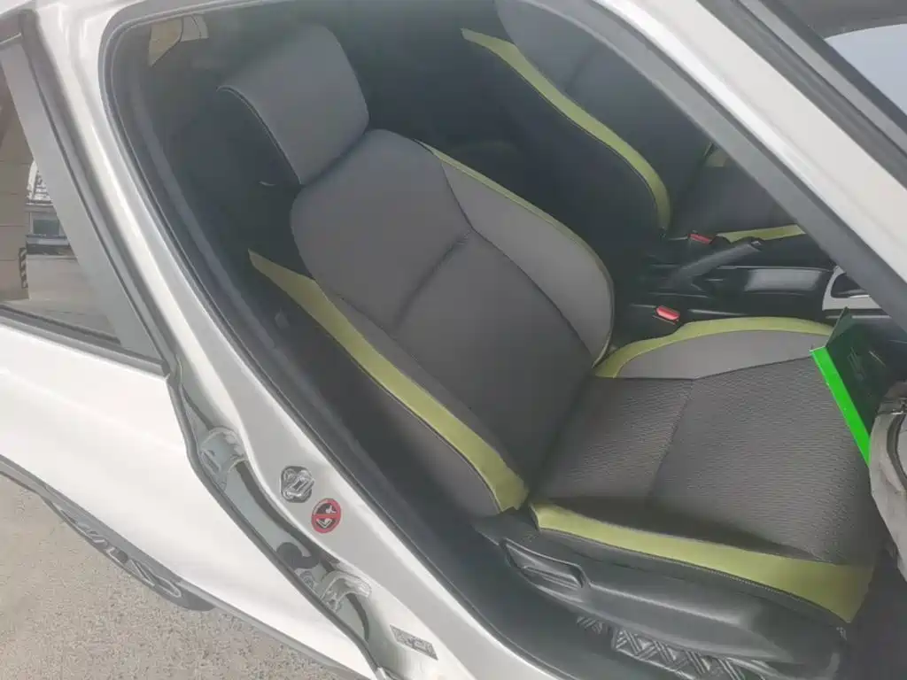 Honda Fit — фото 25