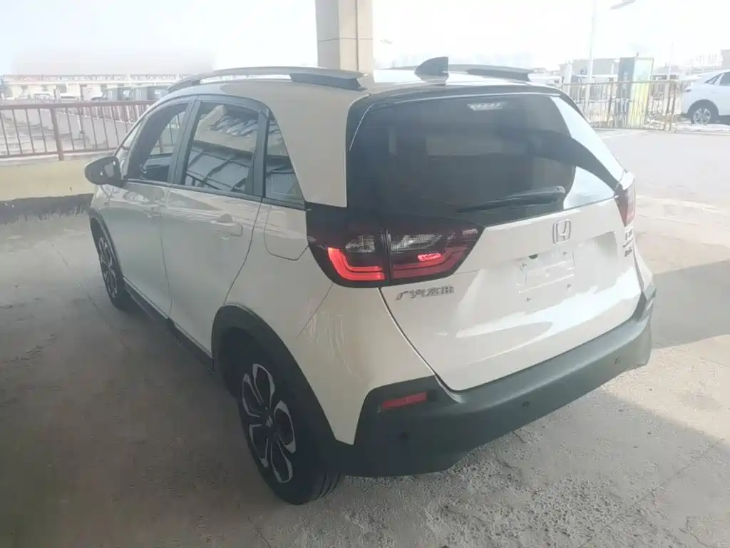 Honda Fit — фото 5