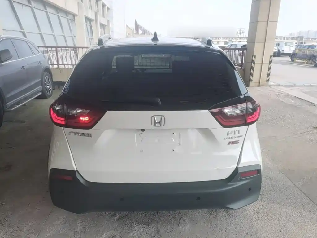 Honda Fit — фото 6