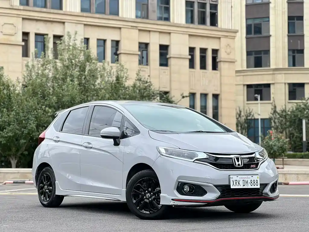 Honda Fit — фото 3