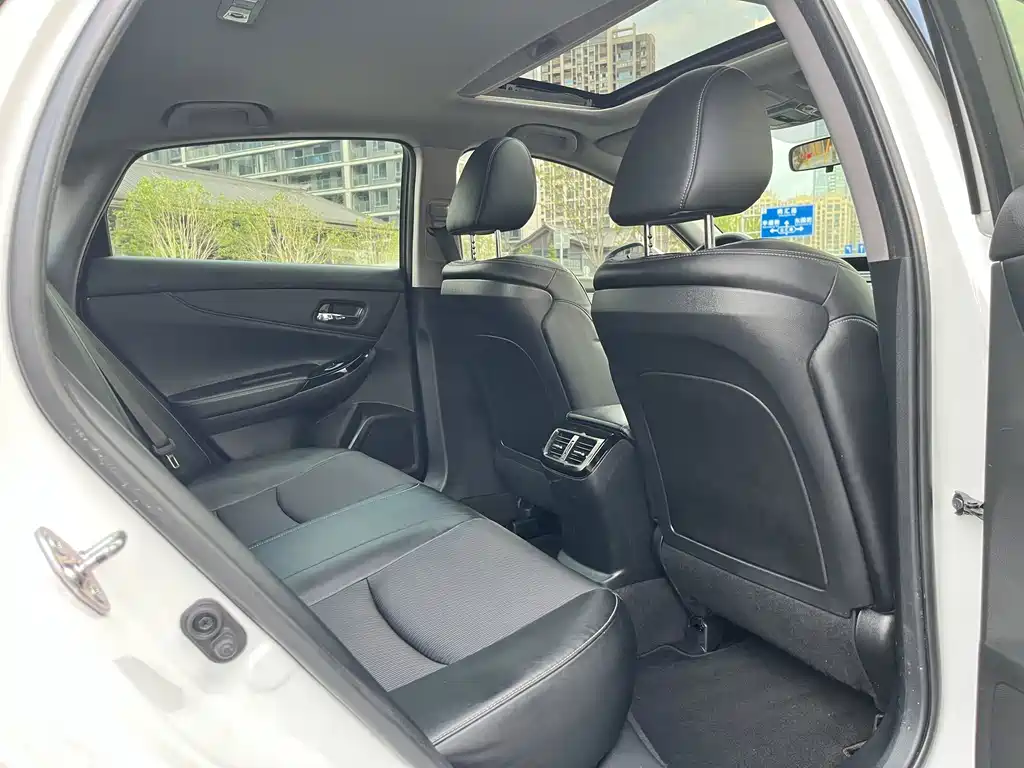 Honda Spirior — фото 7