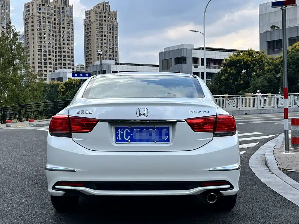 Honda Spirior — фото 10