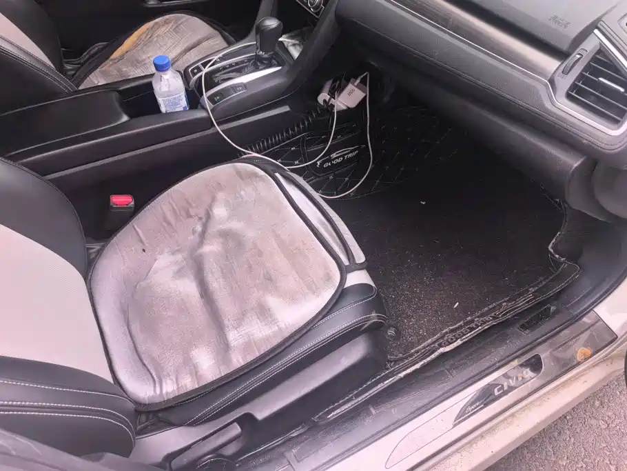 Honda Civic — фото 8