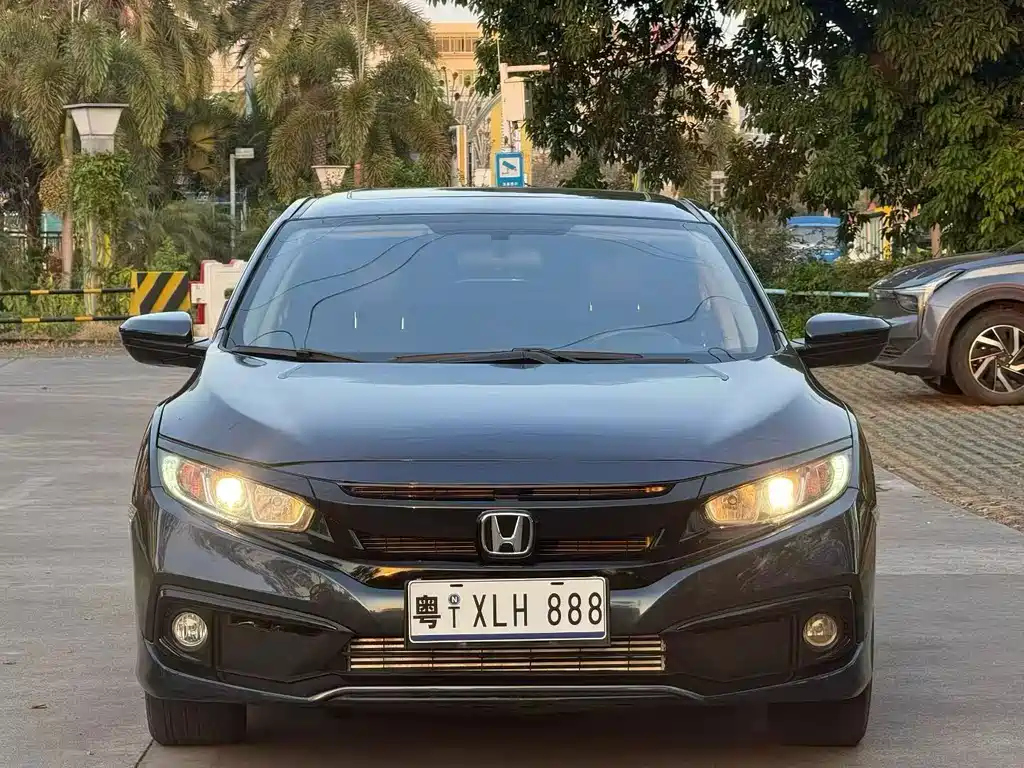 Honda Civic — фото 2