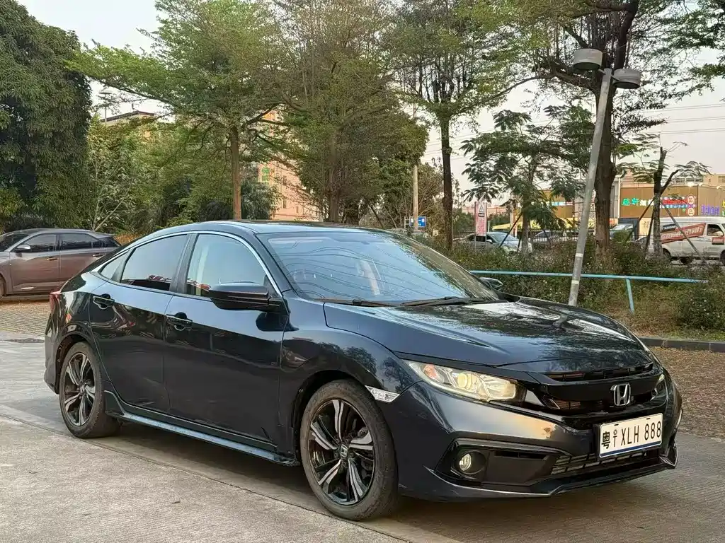Honda Civic — фото 3