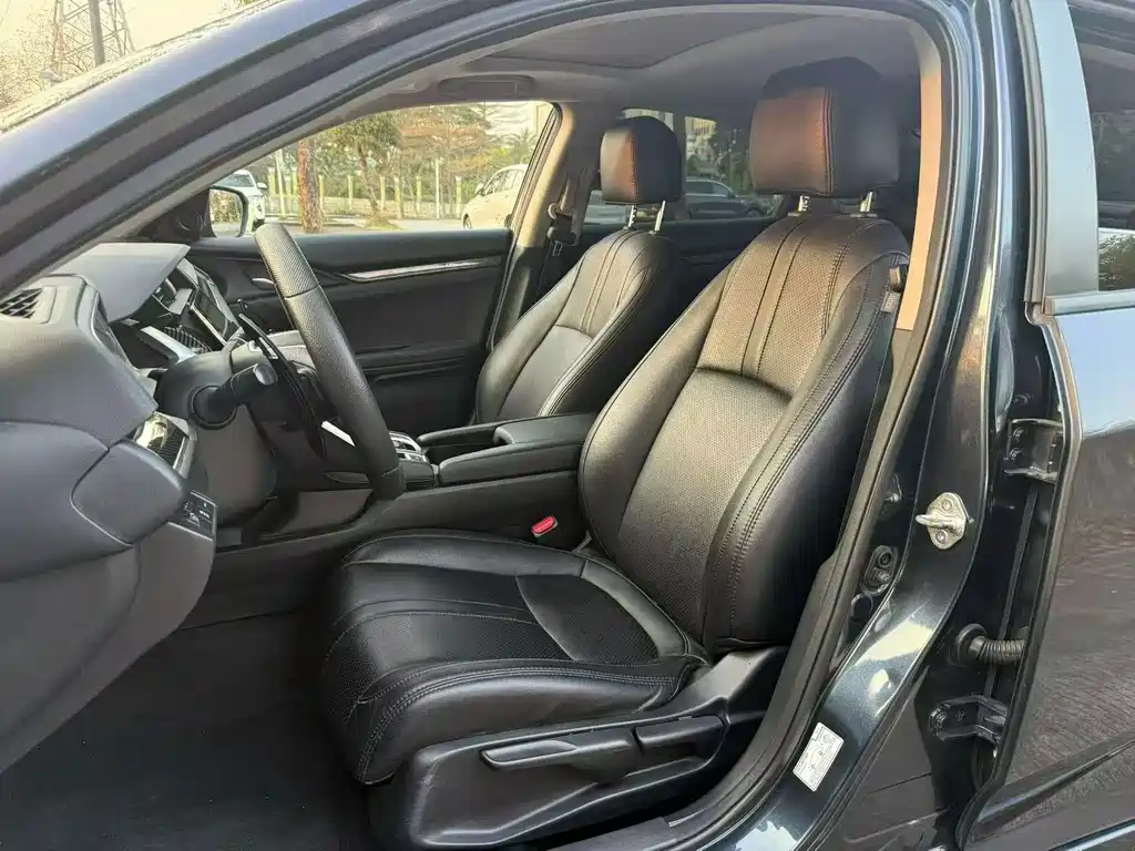 Honda Civic — фото 5
