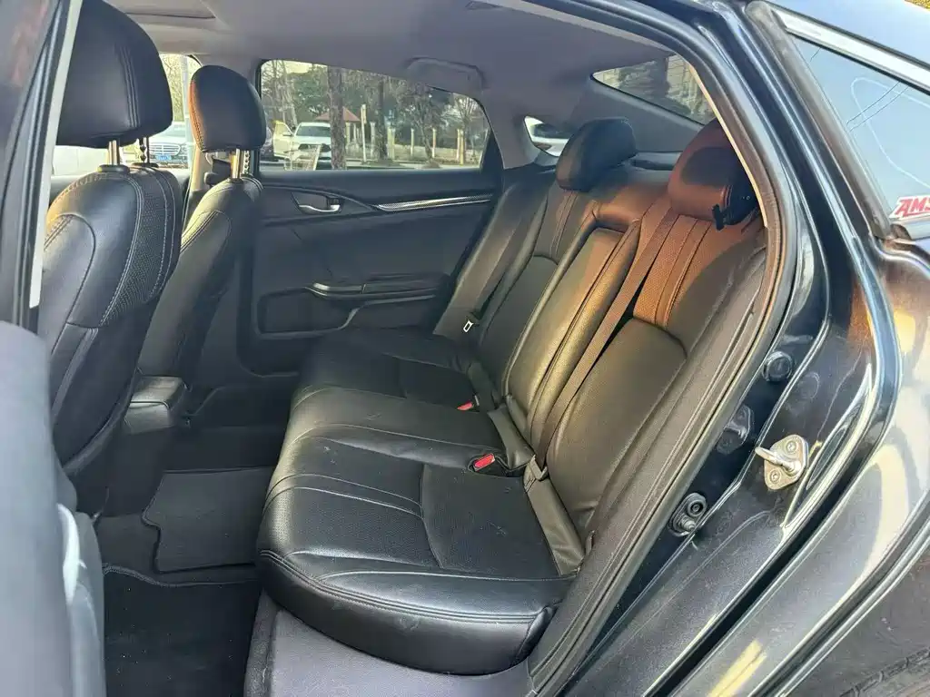 Honda Civic — фото 6