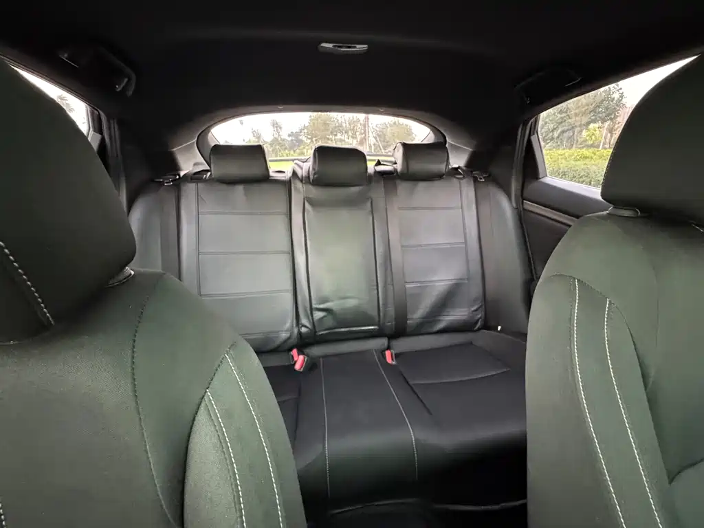 Honda Civic — фото 28