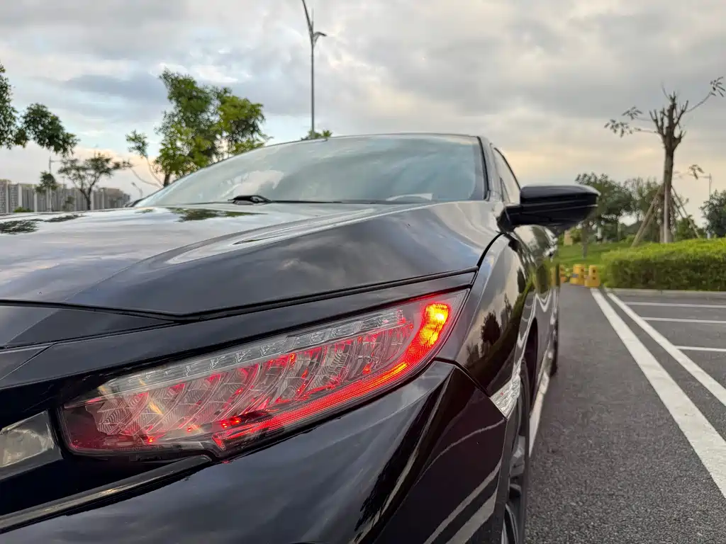Honda Civic — фото 33