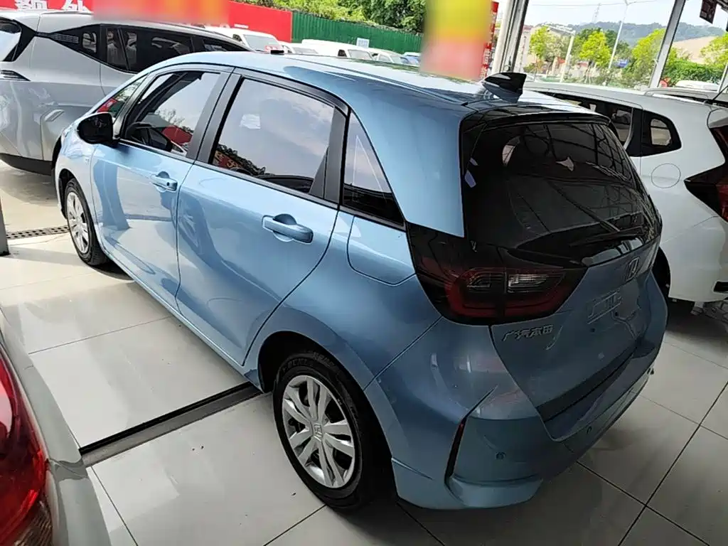 Honda Fit — фото 5