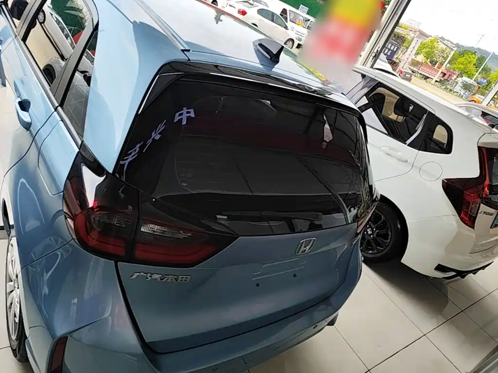 Honda Fit — фото 6
