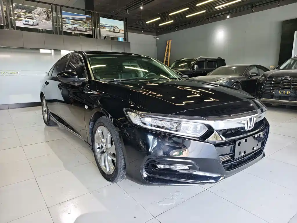 Honda Accord — фото 2