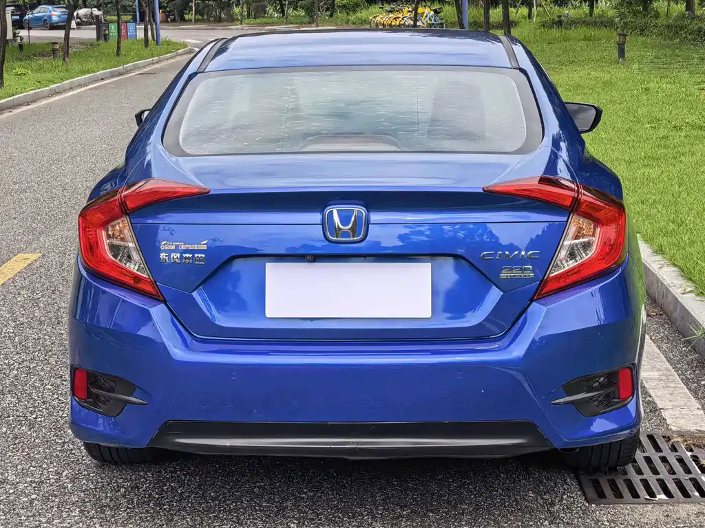 Honda Civic — фото 5