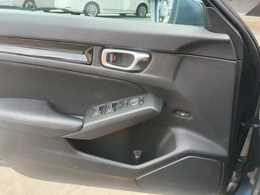 Honda Civic — фото 7