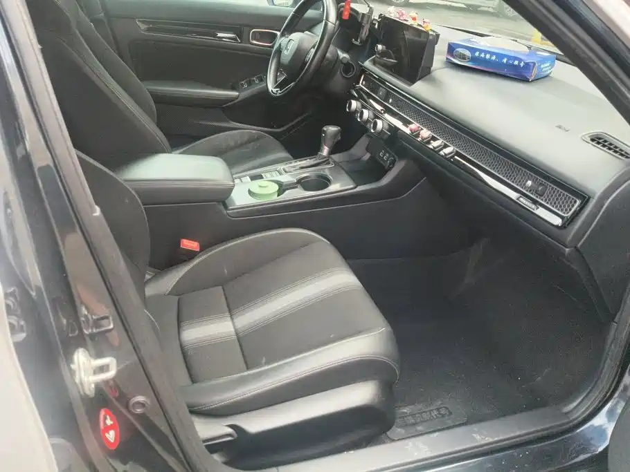 Honda Civic — фото 8