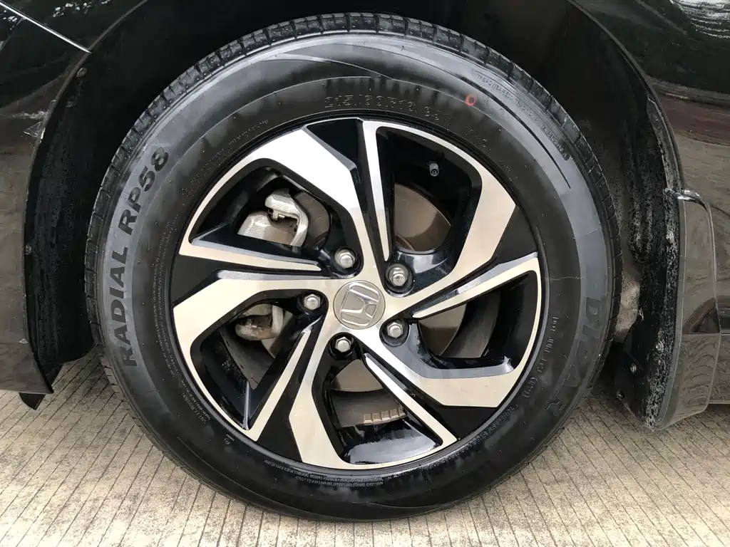 Honda Accord — фото 24
