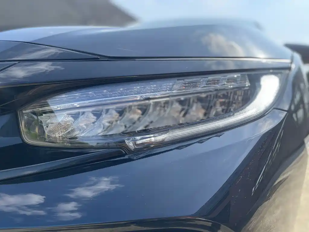 Honda Civic — фото 17