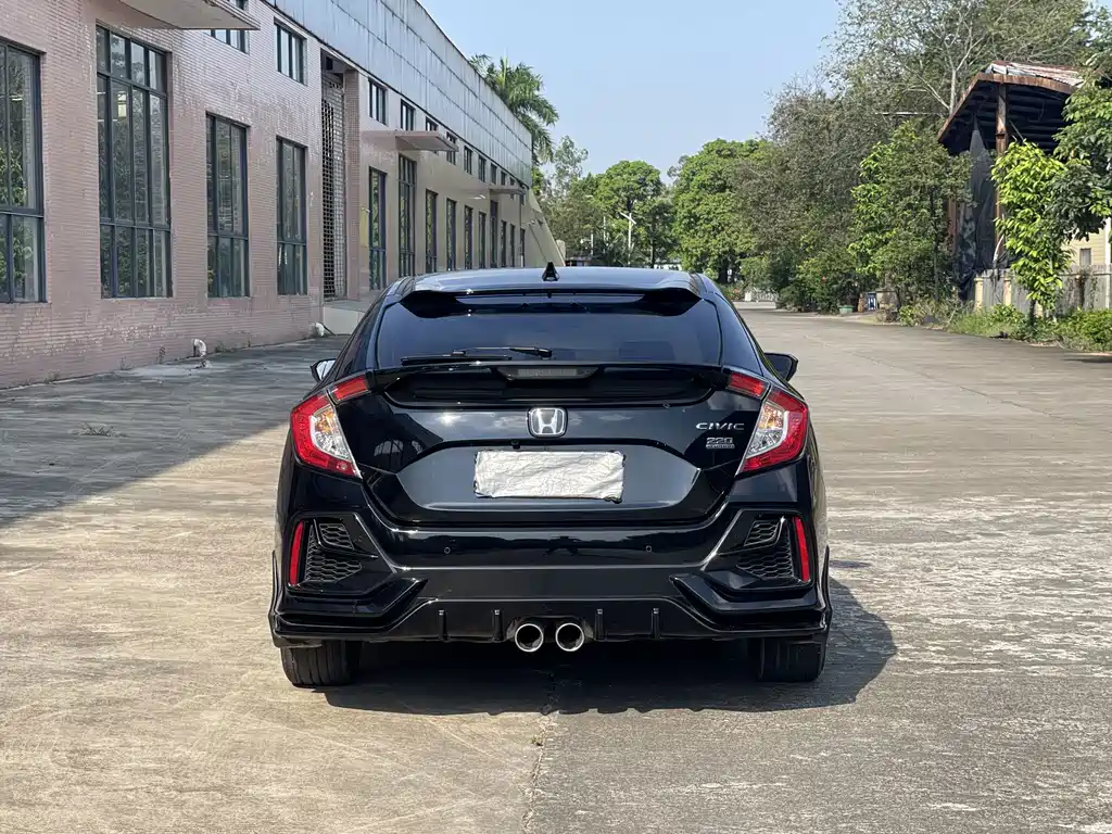 Honda Civic — фото 7