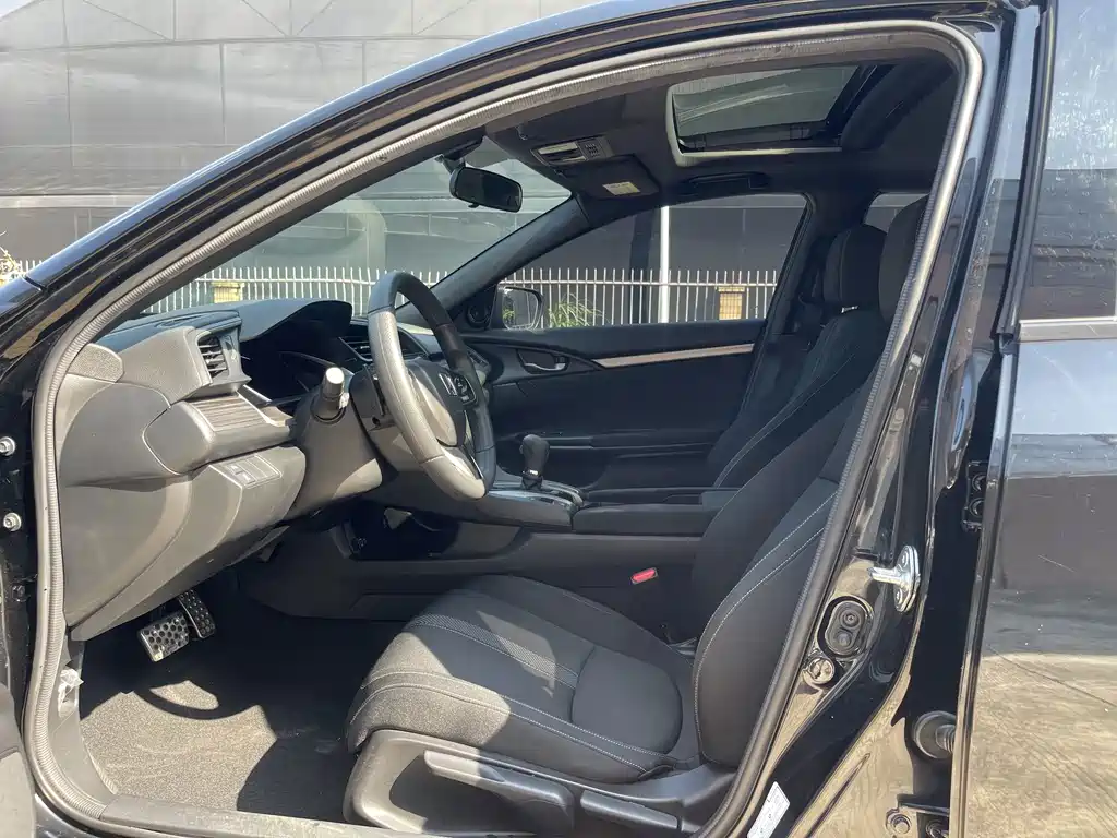 Honda Civic — фото 9