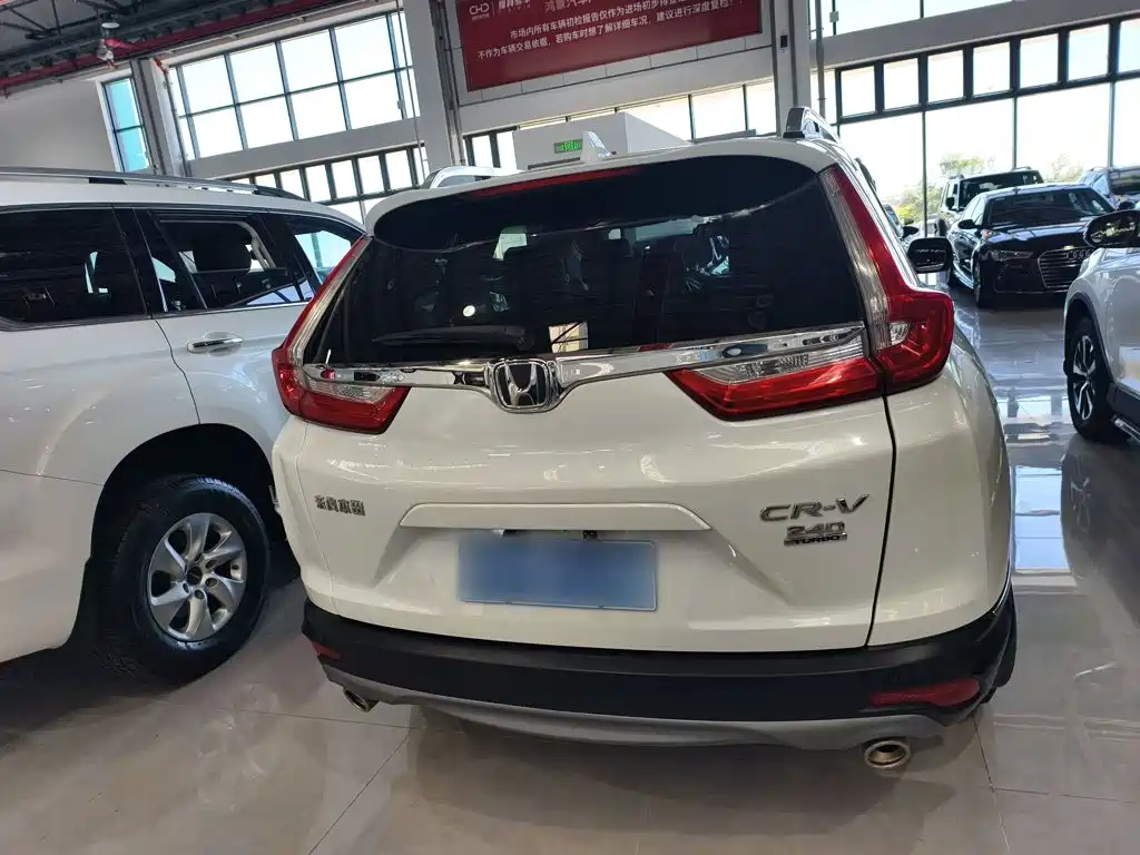 Honda CR-V — фото 6