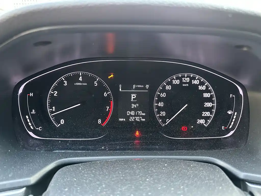 Honda Accord — фото 11